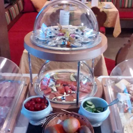 Tourist Boehm Hotel 3*