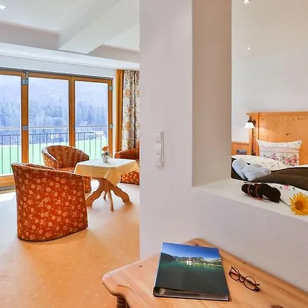 Tourist Boehm Hotel Schönau am Königssee