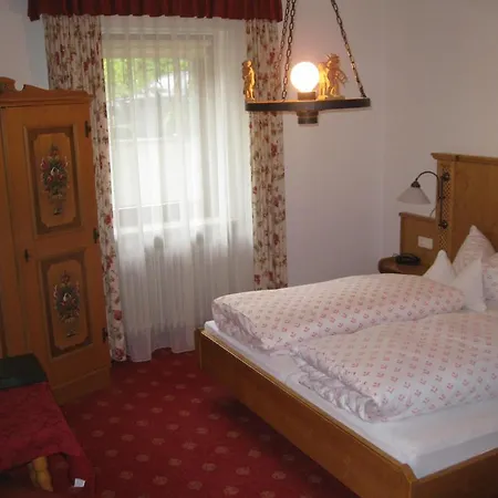 Tourist Boehm Hotel Schönau am Königssee