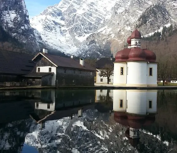 Tourist Boehm Hotel