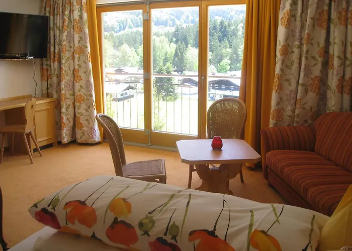 Otel Tourist Boehm Schönau am Königssee